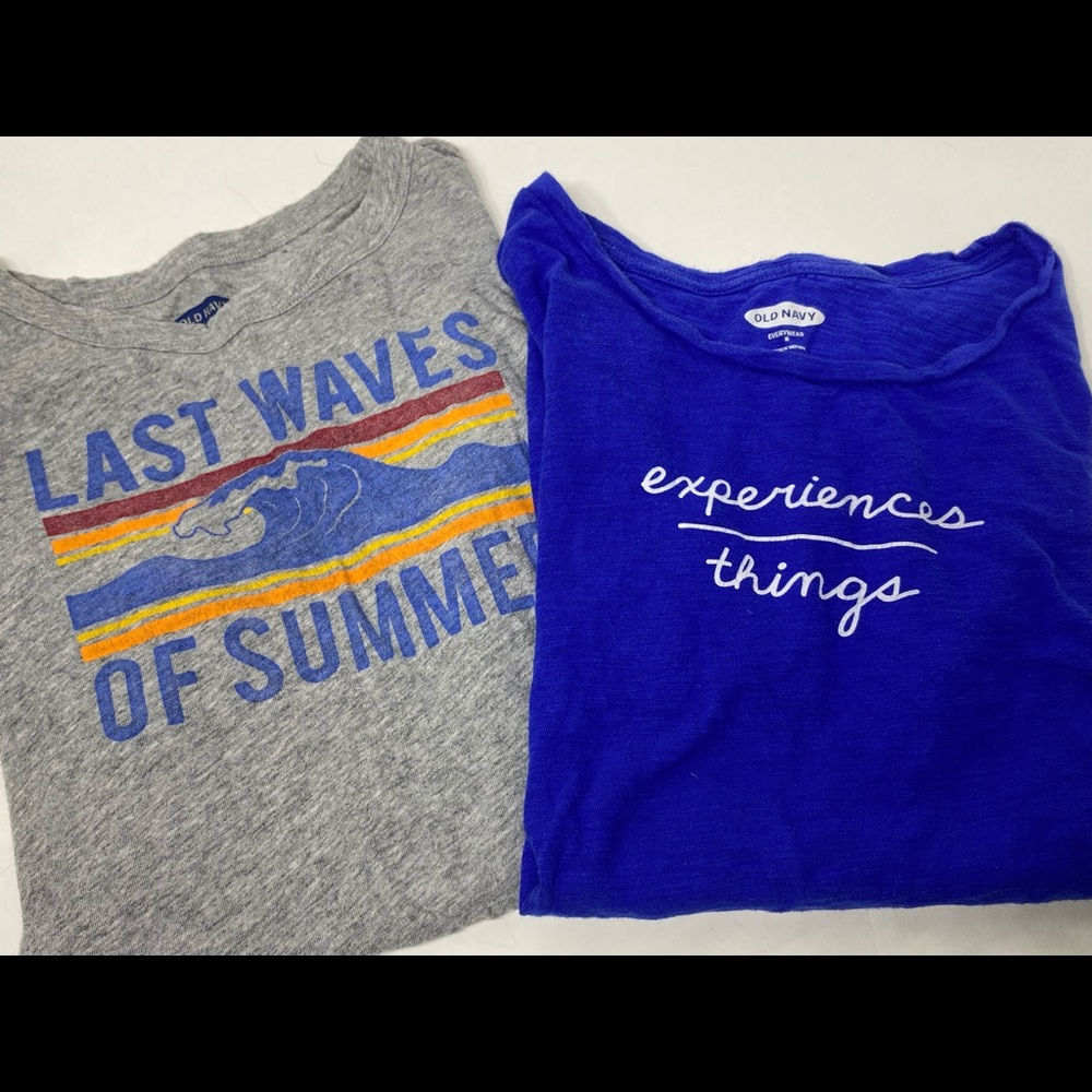 Lot of 2 Old Navy T-shirts. Women’s size small and extra small.